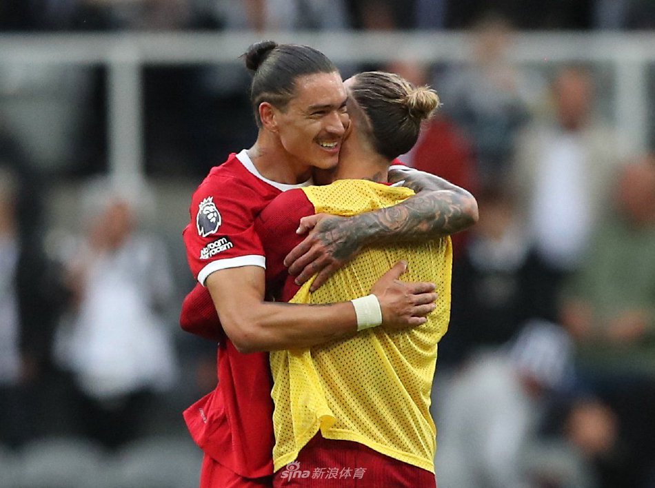 梅西从未放 梅西从未放