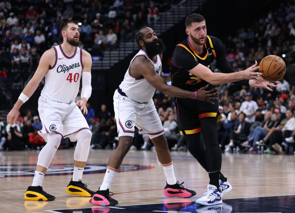 西蒙尼在比 西蒙尼在比